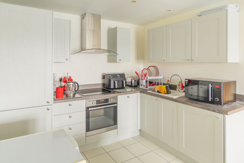 Kitchen- click for photo gallery